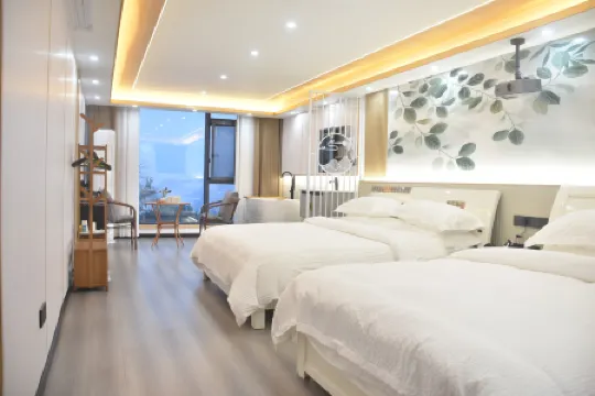 Xishan Yunshe (Zhangjiajie Forest Park Scenic Area) Отели рядом с достопримечательностью «Tianbofu»