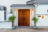 Full Moon Bay Villa - Hua Hin Chaam فنادق في 