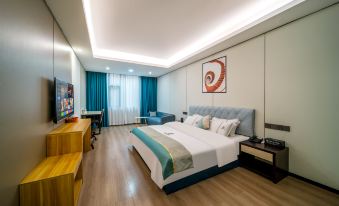 Liping Yihe Shangpin Hotel