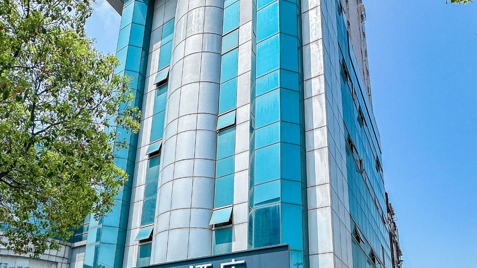 Home Inn Neo (Shanghai Xinchuan Road Chuansha Metro Branch)