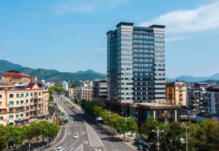Zhongwei Mount Wuyihashare Hotel Отели рядом с достопримечательностью «Wuyishan Pedestrian Street»