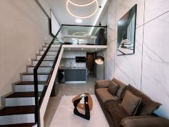 Wuhan Xilai Light Luxury Homestay (Xujiapeng Metro Station Branch)