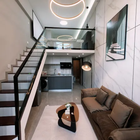 Wuhan Xilai Light Luxury Homestay (Xujiapeng Metro Station Branch)