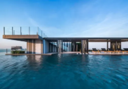 Pattaya the Base Four-Bedroom Top Floor Infinity Pool