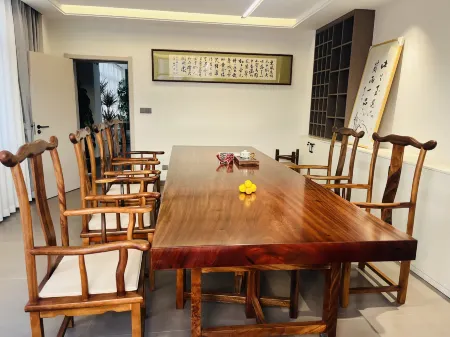 Shiping Qingning Intelligent Homestay Отели рядом с достопримечательностью «Shiping Yilonghu National Wetland Park»
