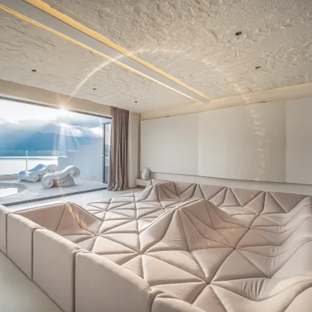 Shiyu | HolidayVilla Designer Luxury Scenic Vacation Homestay (Dali Erhai)