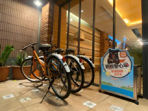 花鄉商務旅館-左營店(左營大路) 高雄市立美術館附近的飯店