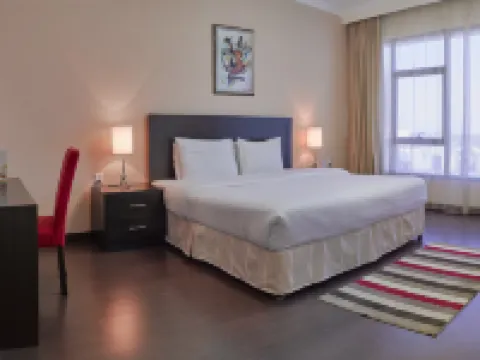 チューリップ イン バーレーン スイーツ＆レジデンス マナーマのホテル