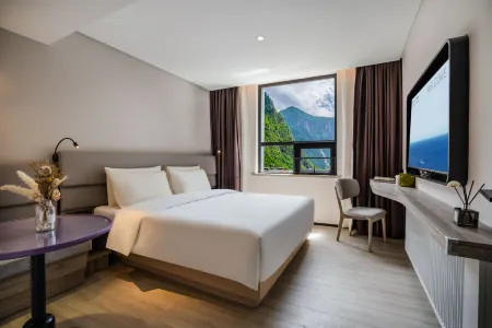 Atour Light Hotel, Jiuzhaigou Scenic Area Tourist Center