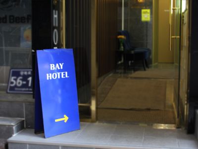 Bay Hotel