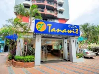 Tanawit Hotel Hua Hin Hotell i Nong Phlap