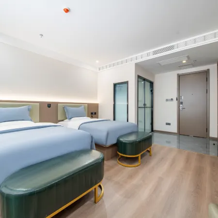Eve Beauty Hotel (Huimin Street - Bell Tower Metro Station Store)