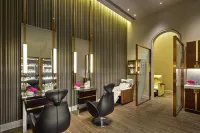 Paiza Lofts at Parisian