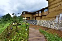 Shennongjia Chuanjia Homestay (Dajiuhu Guogongping Store)