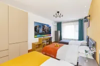 Manyiju Cinema Apartment (Xiaoxing Subway Station) Hotels near Juhuatai Park