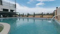 RedDoorz @ Arrs Hotel & Resort Hotels in Tagum City