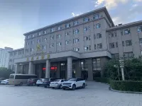 Fenghuang Hotel Hotels in Bei'an