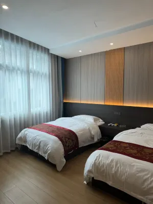 Xinglong Express Hotel Các khách sạn ở Dư Khánh