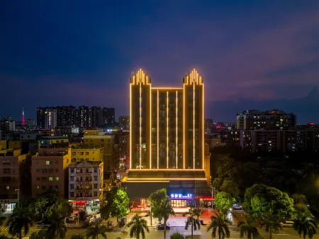 Calvin Hotel Отели рядом с достопримечательностью «Guangzhou Institute of Railway Technology (Baixing Road)»