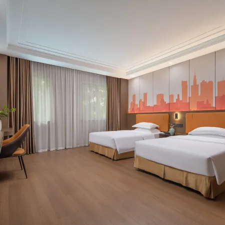 Champs forest Oasis Hotel