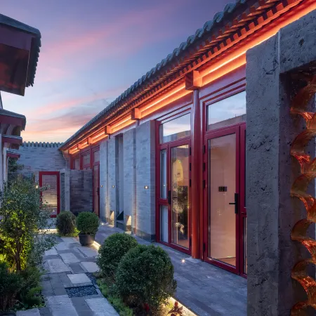 happy dragon Garden Courtyard Forbidden City&Lama Temple One stop on the special line to the airport