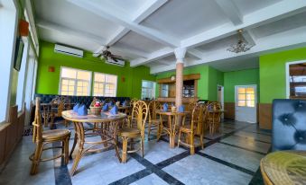 Smile Inn Hotel