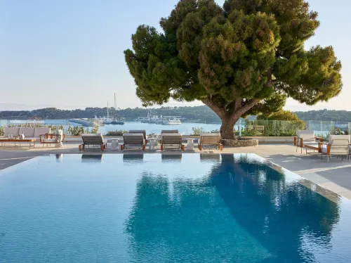 The Roc Club, A Grecotel Hotel to Live Hotels in Vari-Voula-Vouliagmeni