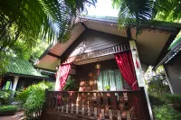 Thai Thai Sukhothai Resort Các khách sạn gần Tian Tan Buddha