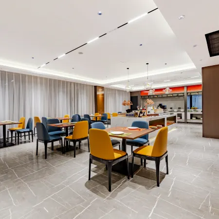 XY International Hotel (Tongling High-Speed Railway Station Xihu Yuefu)