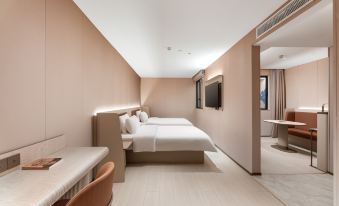 HanTing Hotel (Guangzhou Feixiang Park Subway Station)