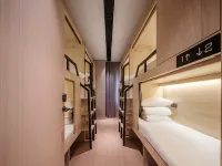 Denpa Inn - Nanjing West Road Metro Station