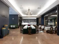 HABITATA · HOLIDAY HOTEL Hotels near Changsha Train Station