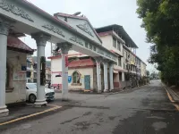 張家界江畔雨竹客棧
