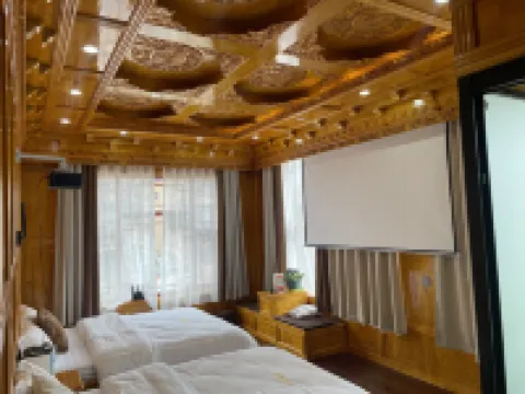 Fanyingzangju Hoteles en Litang