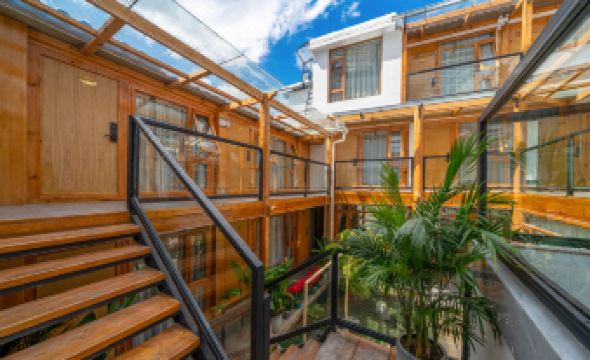 1. 웨이원화밍|샬레..