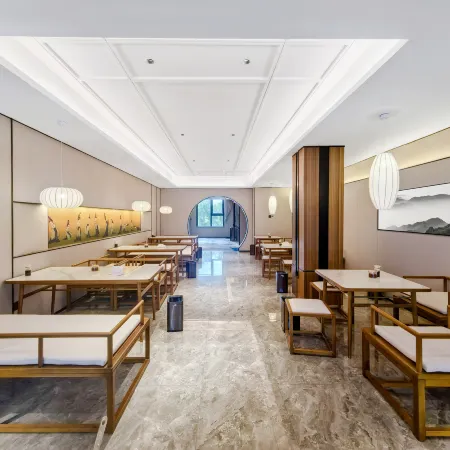 Moshang Light Residence Hotel