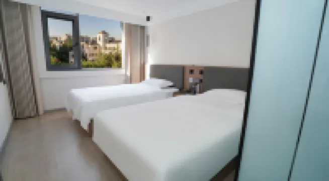 Grand Hotel Wanyuan - 2-Star