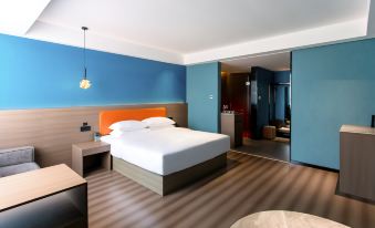 Anlan Qingyun Hotel (Guigang High-Speed Railway Station)