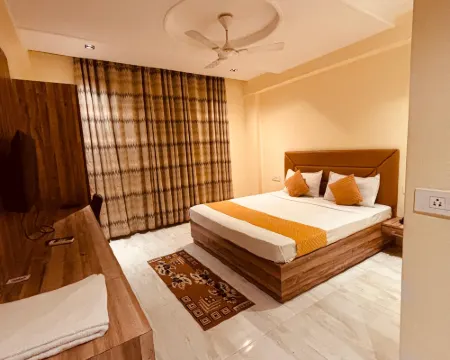 Hotel GoodLuck House Near Delhi airport Hotels in Neu-Delhi