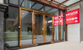 TATATA Youth Hostel