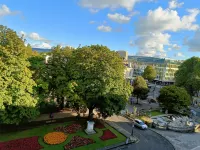 Rooms on The Prom Hotels in Cheltenham