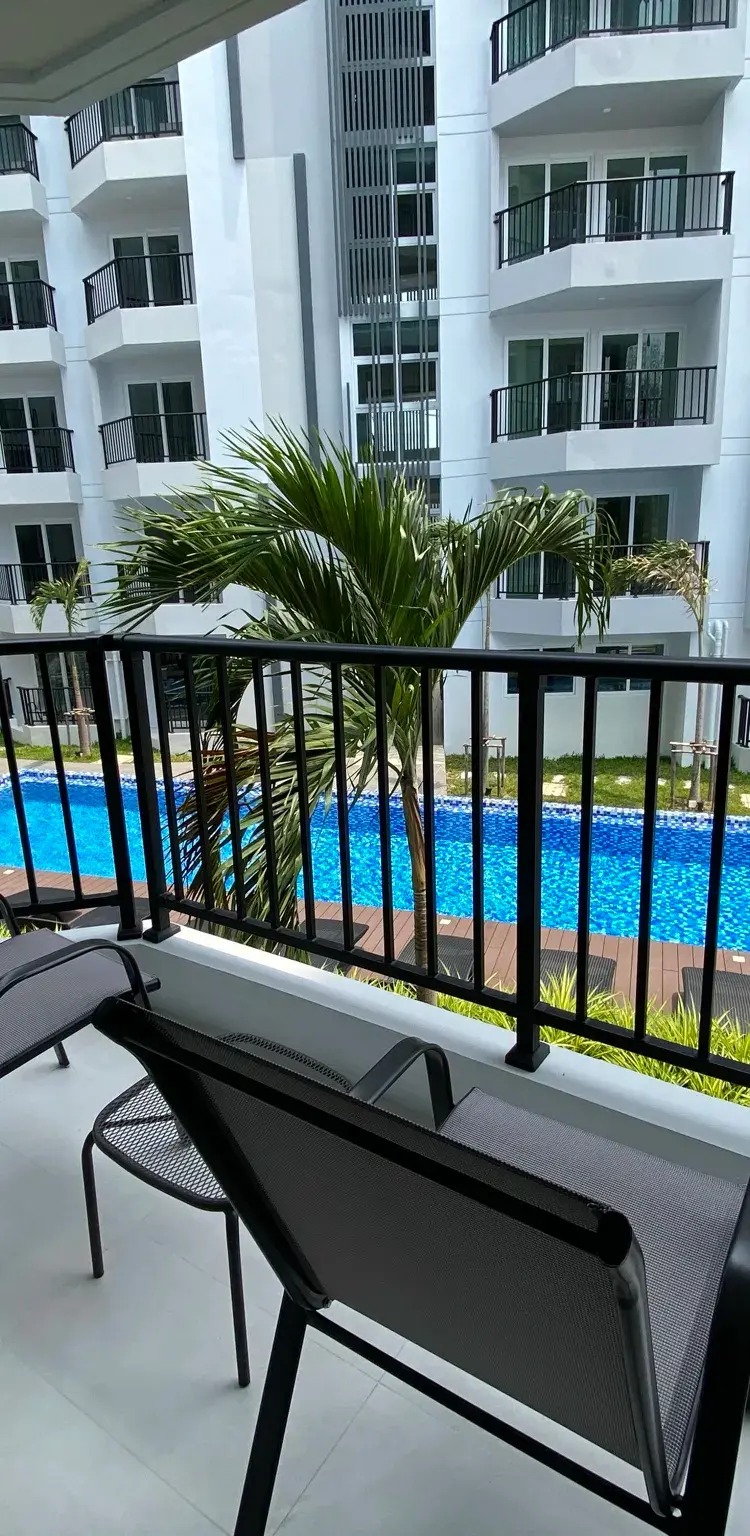 1 ห้องนอน วิวสระว่ายน้ำ M121