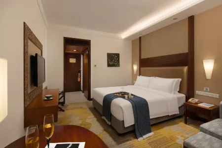 Baohua Harbor View Hotel