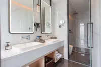 Lanyue Oriental Hotel (Dongguan Songshan Lake Dalang Metro Station Branch) - 로맨틱