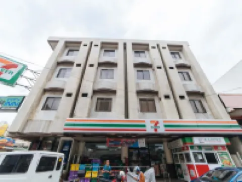 RedDoorz near Olongapo Bus Terminal Hotels near Olongapo Grace Baptist Church