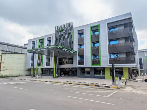 Maxone Dumai - Riau Hotels in Dumai Kota