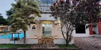 Villa Zam Zam Puncak  호텔