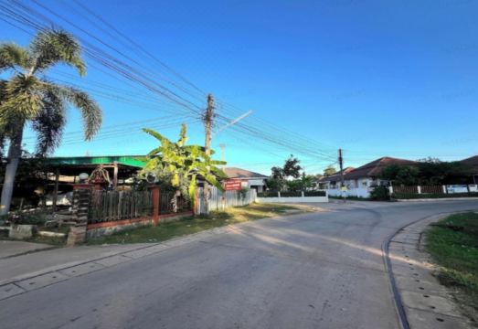 5. 사이통 리조트 ..