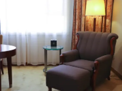 Sun City Hotel Hotels near apM