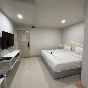 Bed by Boat @Nonthaburi Pier